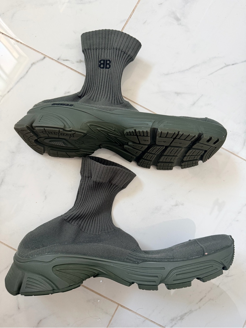 Balenciaga Speed 3.0 Sneakers – Olive Green – Brand New